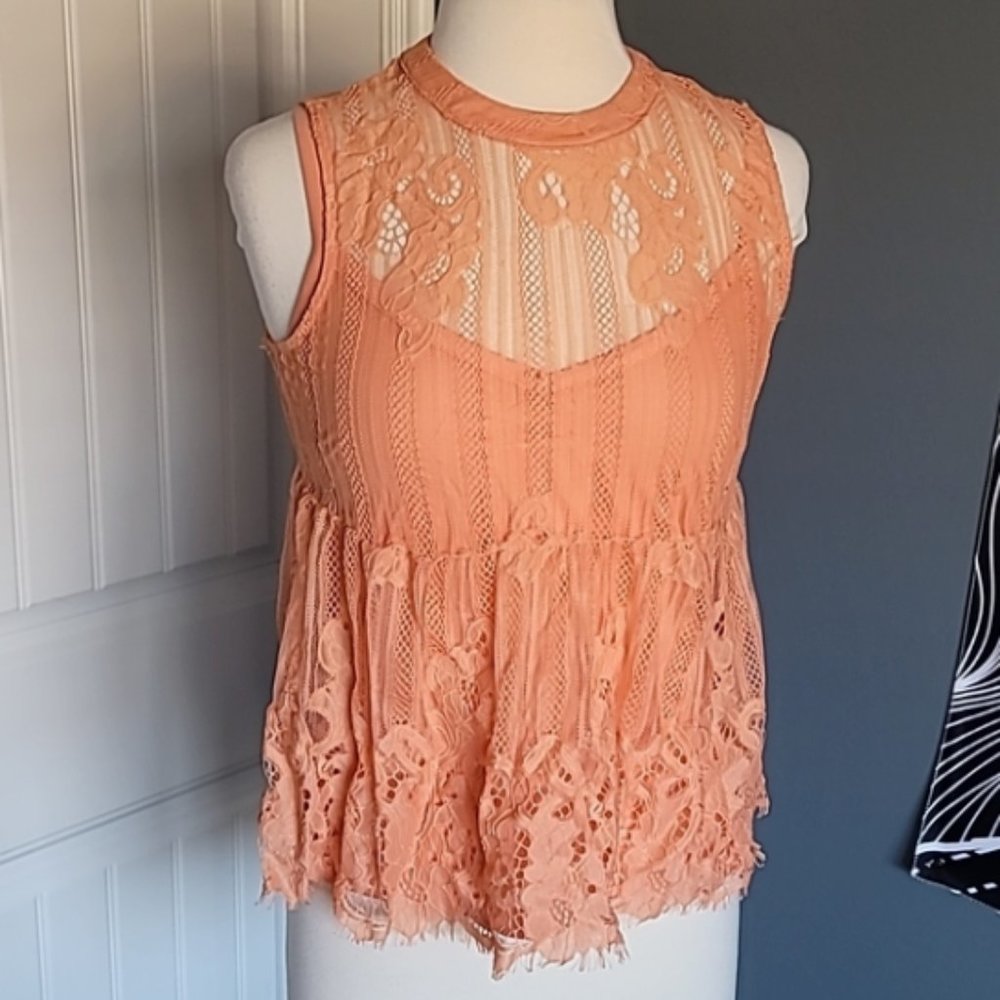 Peachy Colored Lace Arizona Top with Undershirt EUC